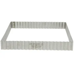 Cadre à tarte carré cannelé et perforé inox H 3 cm - 23 x 23 cm De Buyer