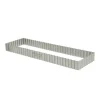 Cadre à tarte rectangulaire cannelé et perforé inox H 3 cm - 35 x 10 cm De Buyer