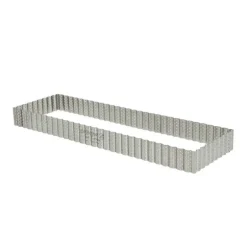 Cadre à tarte rectangulaire cannelé et perforé inox H 3 cm - 35 x 10 cm De Buyer