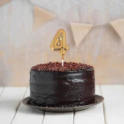 Chiffre 3D 4 doré sur pique