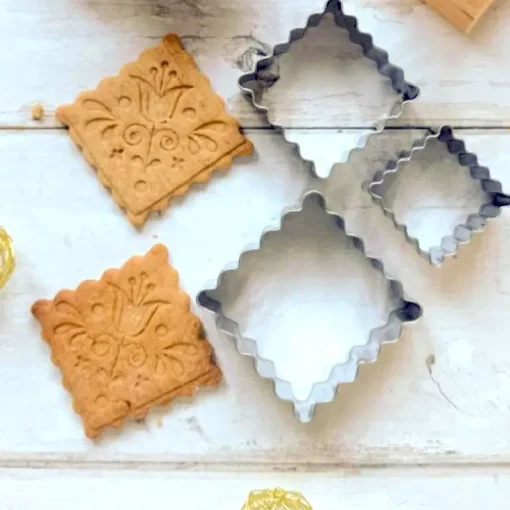 Emporte-pièces Petit biscuit carrés assortis inox (x3)