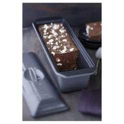 Le Chasseur terrine avec couvercle noire 32 cm