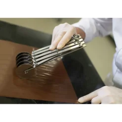 Multicoupe rouleau extensible pour bandes de 1 à 12 cm 5 roulettes cannelées